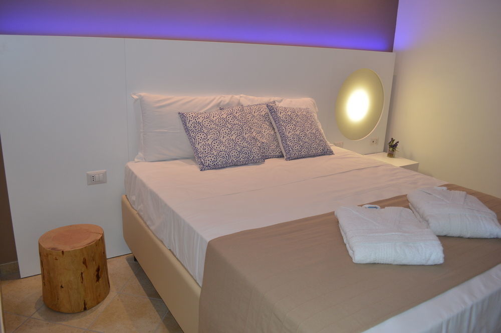 'A Alera Room & Breakfast Малфа Екстериор снимка
